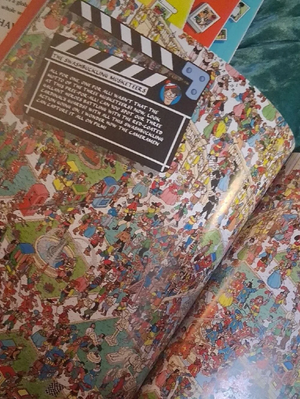 Where's Waldo the Super Six Book Collectoon with Bonus Jigsaw Puzzle - New!